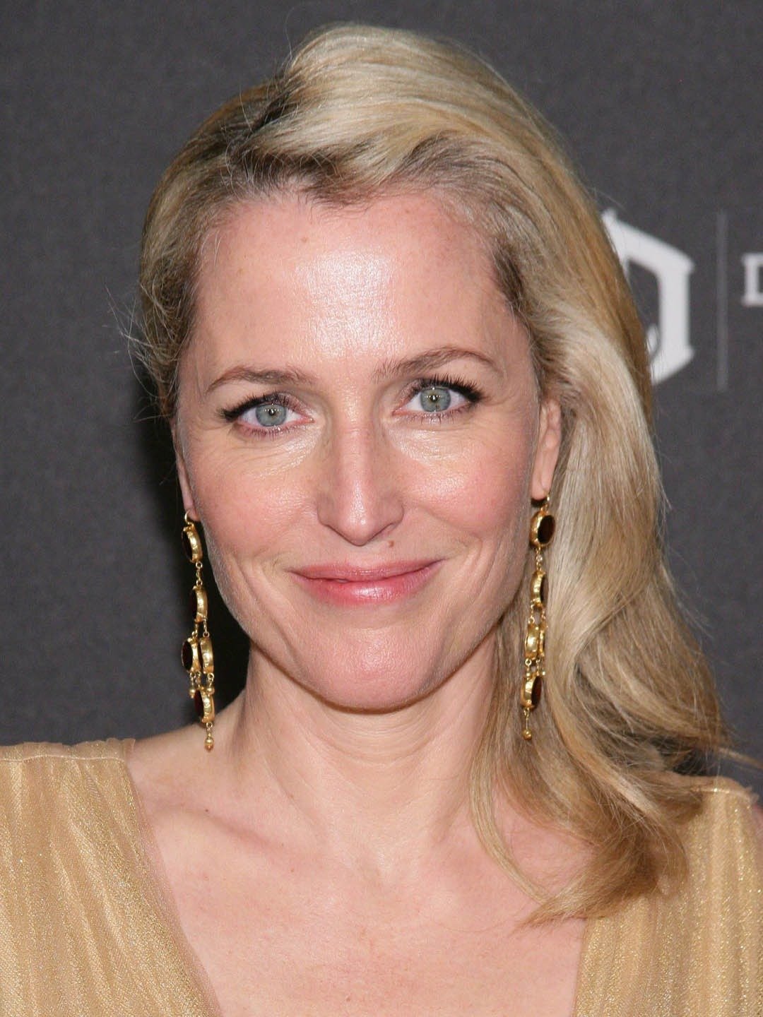 Gillian Anderson